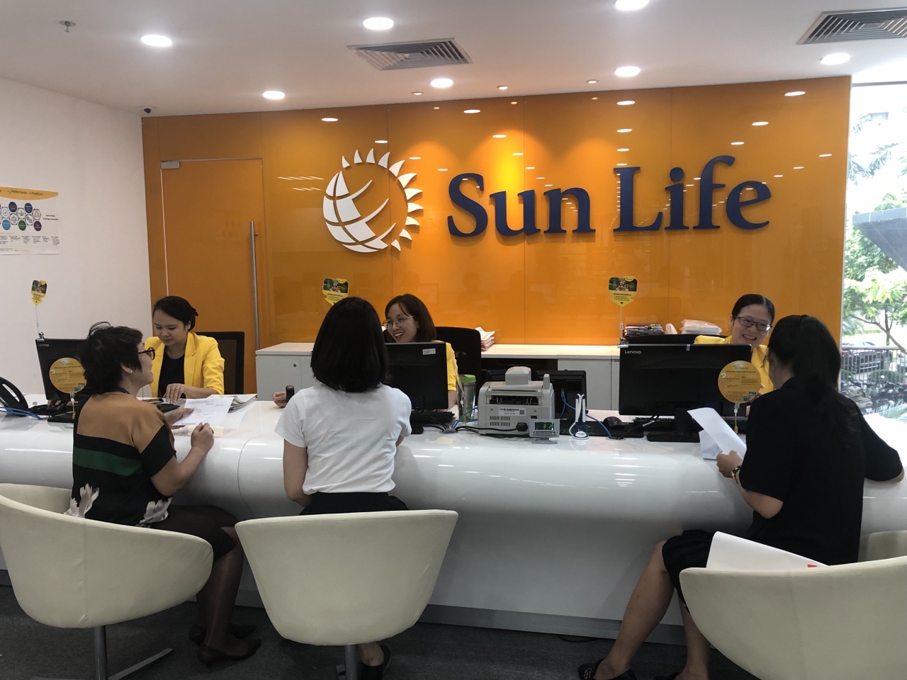Nhân Viên Marketing - SunLife Việt Nam (1)