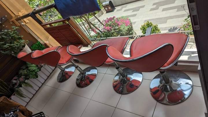 Thanh lý 4 ghế giá 1 triệu (2)