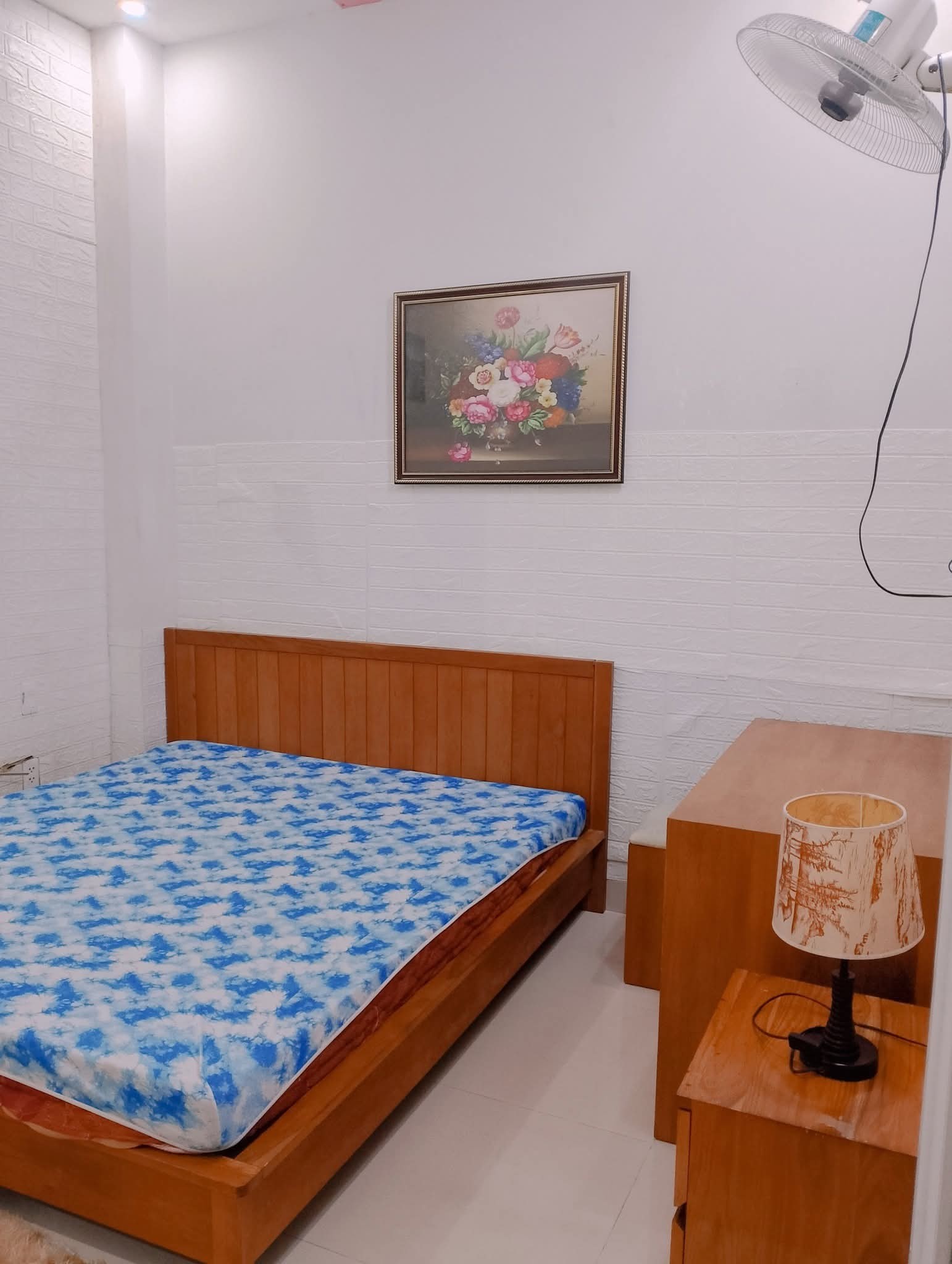 Cho Thuê Phòng Gần Làng Đại Học (1)