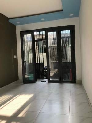 Bán nhà đường Huỳnh Tấn Phát 