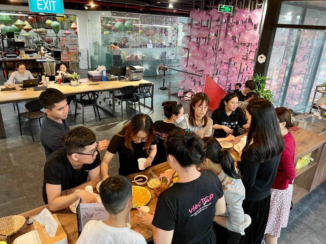 Thực Tập Sinh Marketing (1)