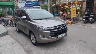 Bán xe Innova 2017