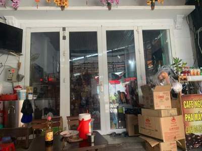 SANG GẤP NHÀ MẶT TIỀN VÀ ĐỒ DÙNG ĐỂ BUÔN BÁN...Q12 