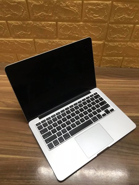Macbook pro 2015 (3)