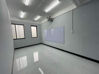 Cho thuê phòng dạy học đối diện trường YH Nguyễn Bỉnh Khiêm 