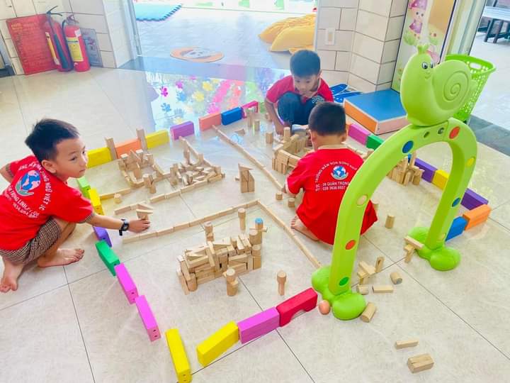 Giáo Viên Mầm Non Và Bảo Mẫu - Mầm Non Việt Úc (1)