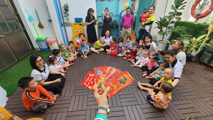 Giáo Viên Mầm Non Và Bảo Mẫu - CasaPanda Montessori (2)