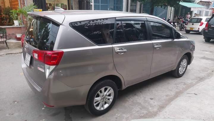 Bán xe Innova 2017 (3)