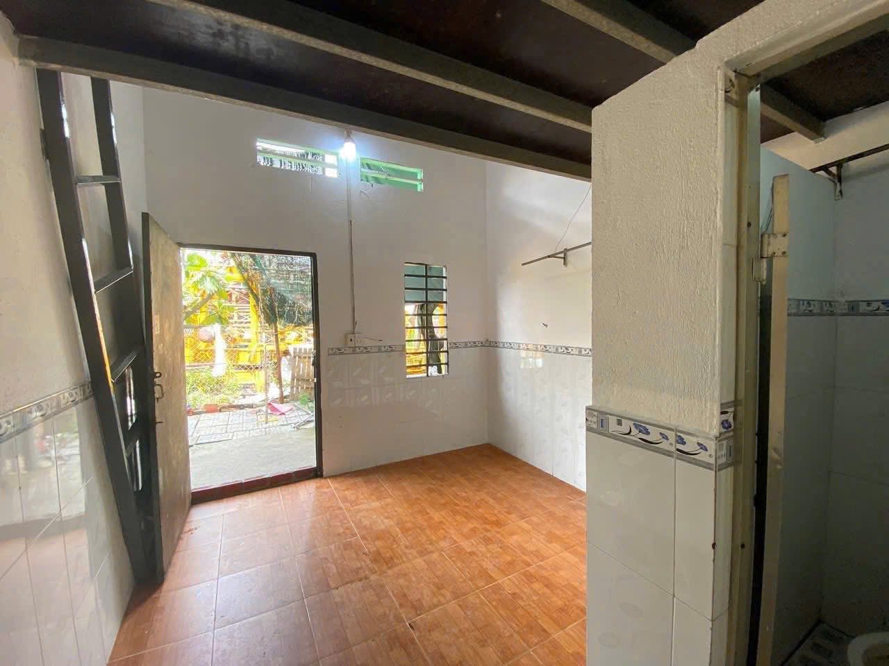 Nhà Trọ 369 Nguyễn Tri Phương Gần Đại Học Ngân Hàng (2)