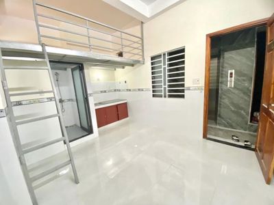 TRỐNG VÀI PHÒNG CÓ GÁC NHƯ HÌNH 