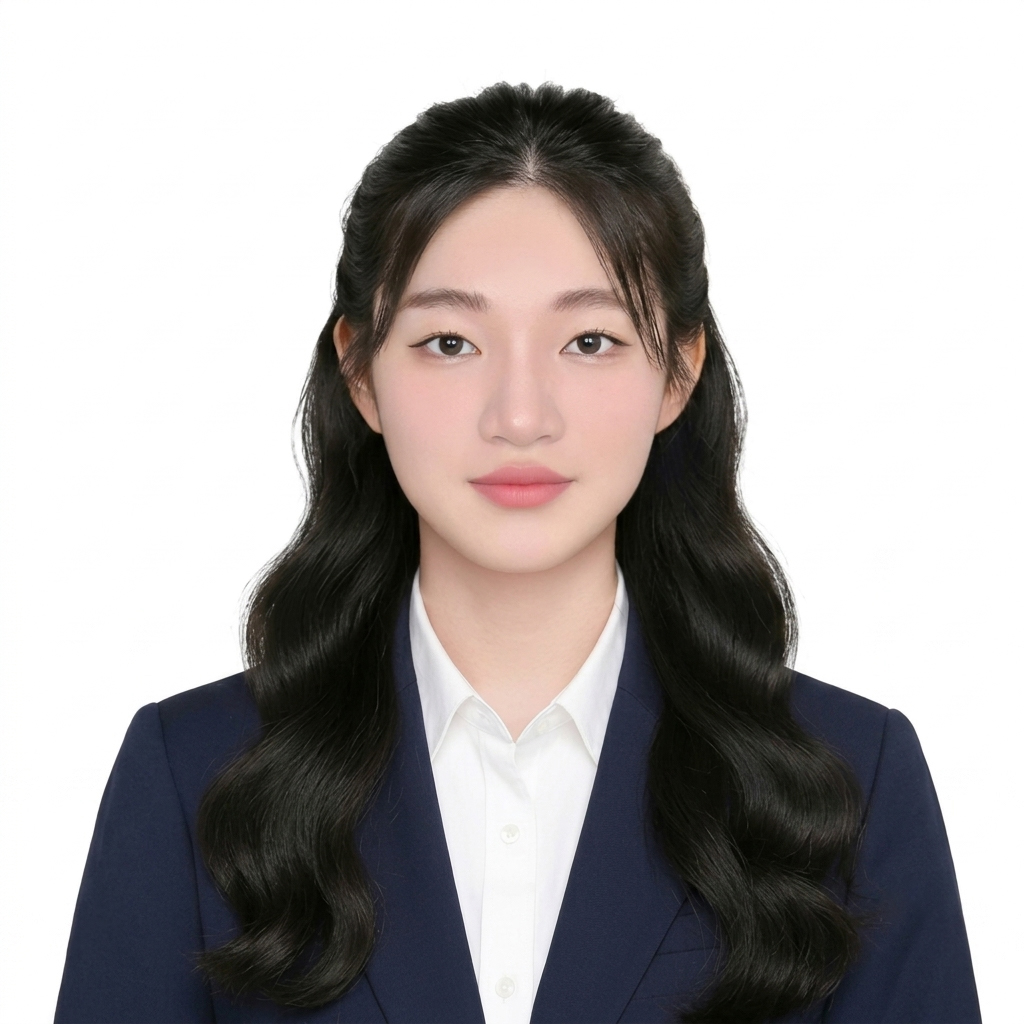 Nguyen Thi Thuy Hang - Content Marketing Executive (1)