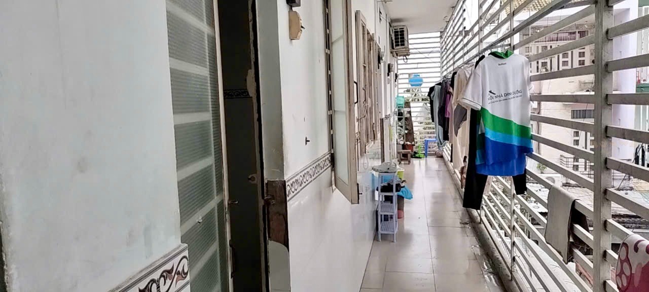 Phòng rộng rãi thoáng đãng tại chợ Thủ Đức (3)