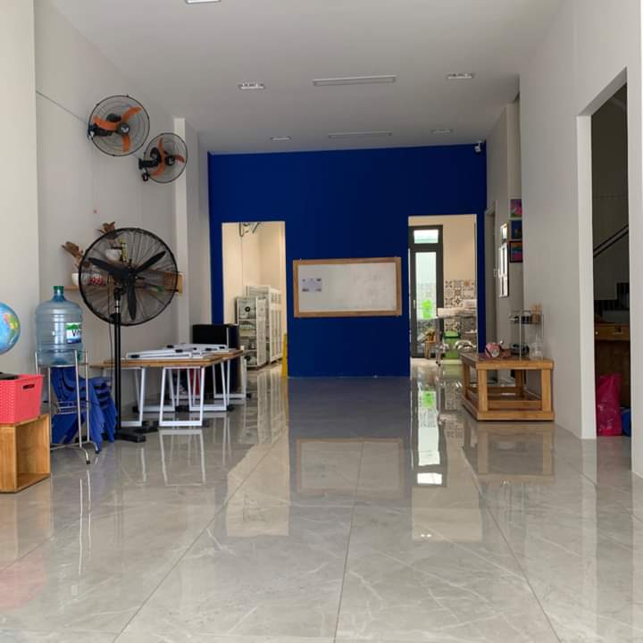 Giáo Viên Và Nhân Viên Tạp Vụ - Mầm Non Olive Tree Montessori (1)