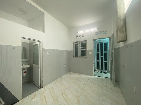 Phòng Trọ Gần Đại Học Mở - IUH - CĐ Bách Việt (4)