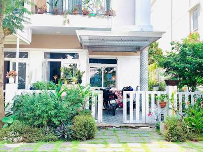 Cần Bán nhà phố Sân Vườn cực Hiếm của Lovera Park tặng nội thất 